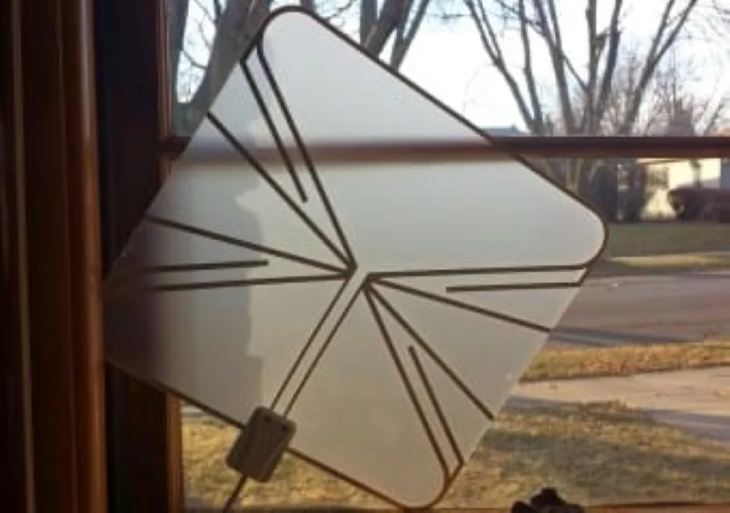 Antenna on Window
